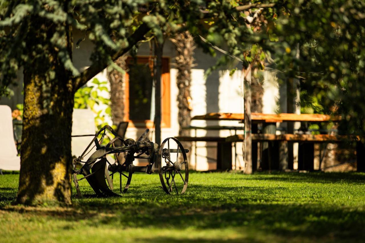 Agriturismo Casa Di Campagna Villa Riva del Garda Exterior photo